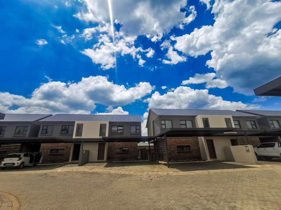 To Let 3 Bedroom Property for Rent in Mooivallei Park North West